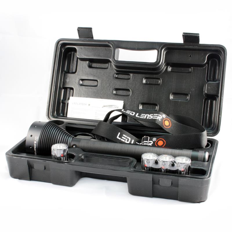 Linterna LED LENSER X21.2 1600 Lúmenes.9421